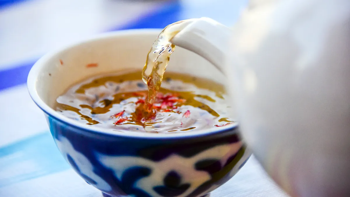 How to Make Saffron Tea for Sleep Overnight